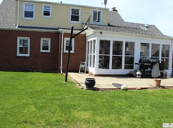 3rd image of 21 Spencer Pl