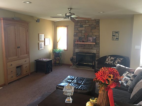 3rd image of 22401 Stonebridge Dr
