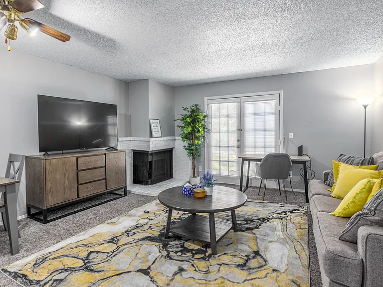 Aspen Place Apartments - One Month Free for All July AND August Move-Ins! — Photo 56
