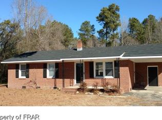 1598 W Parkton Tobermory Rd, Parkton, NC 28371