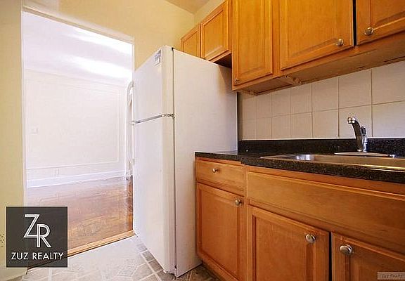 5th image of 8303 4th Ave Floor 6