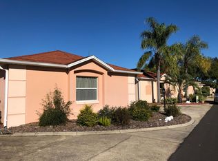 916 Mendoza Blvd, Lady Lake, FL 32159
