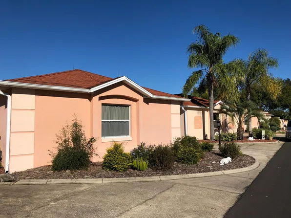 916 Mendoza Blvd, Lady Lake, FL 32159