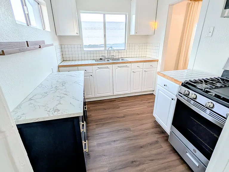6217 Outlook Ave — Photo 5