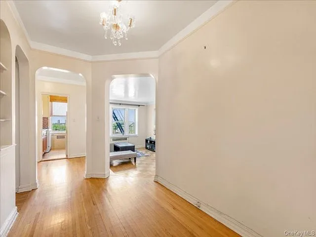 1 bed, 1.0 bath, $2,100 — Photo 2