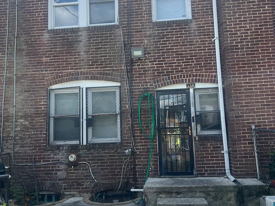 2nd image of 138 N Monastery Ave