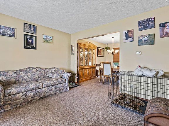 3rd image of 1080 Keny Blvd