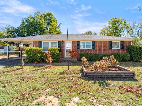205 Jackson St, Lawrenceburg, TN 38464