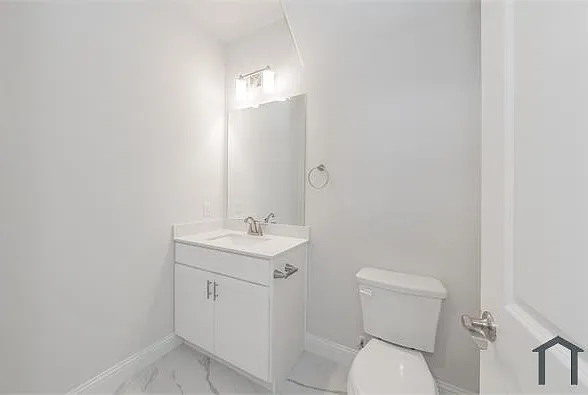 9600 Landing Way #2 — Photo 20