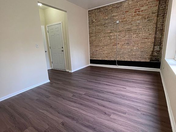 2nd image of 3005 W 19th St #2E