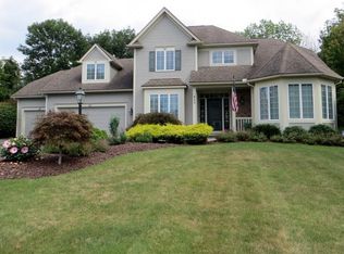 853 Rolins Run, Webster, NY 14580