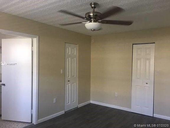 2nd image of 821 Euclid Ave APT 203