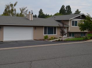 7904 Englewood Crest Dr, Yakima, WA 98908