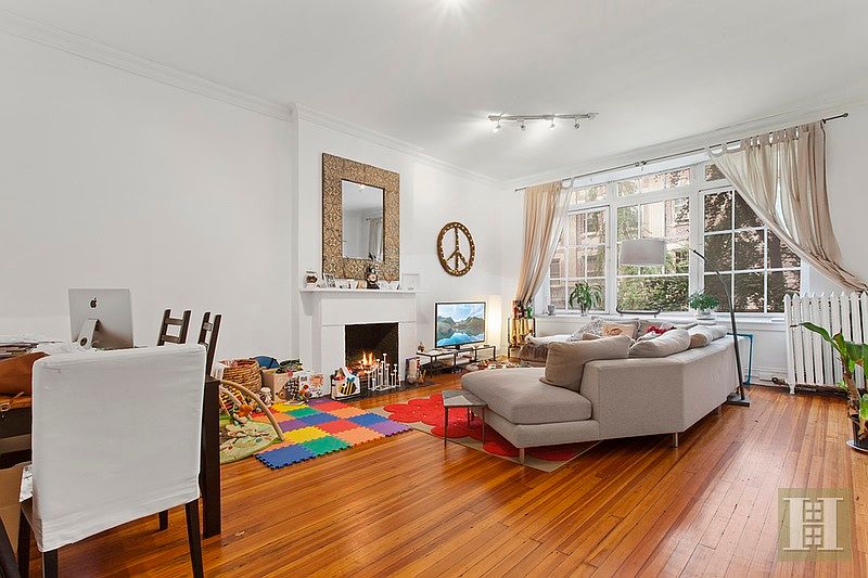 1st image of 22 E 10th St APT 2