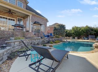 427 Creekview Dr, Murfreesboro, TN 37128