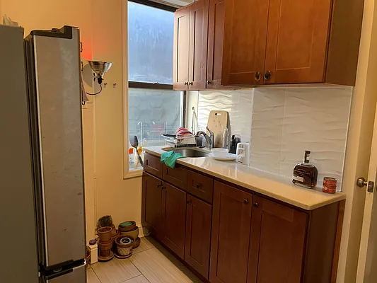 Rented by Yup Realty LLC | media 67