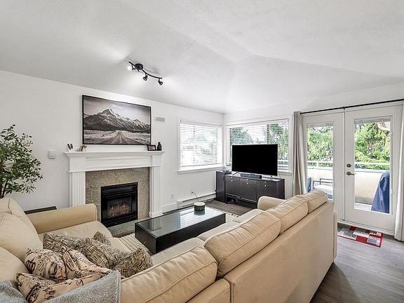 3rd image of 33675 Marshall Rd #308