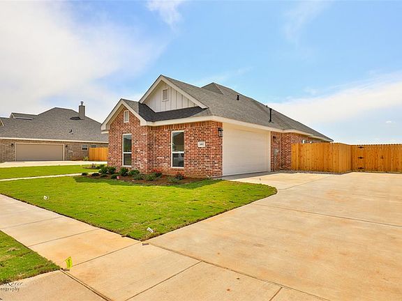 3rd image of 6802 Cedar Elm Dr