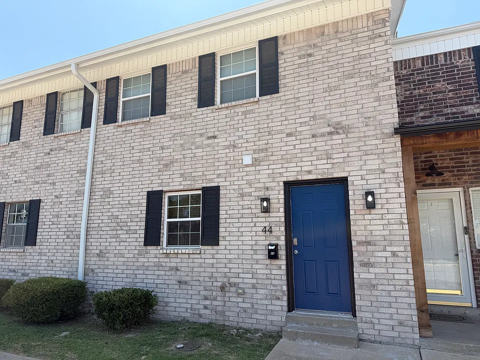 3901 N Kickapoo Ave #44