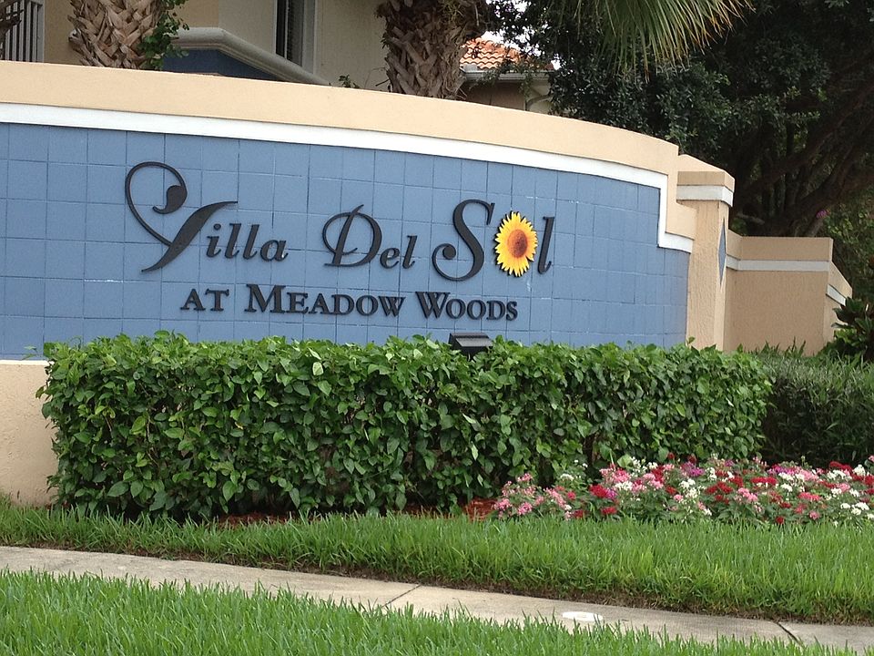 1st image of 527 Villa Del Sol Cir