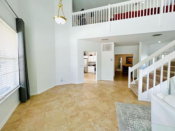 2nd image of 7217 Jaffery Ct