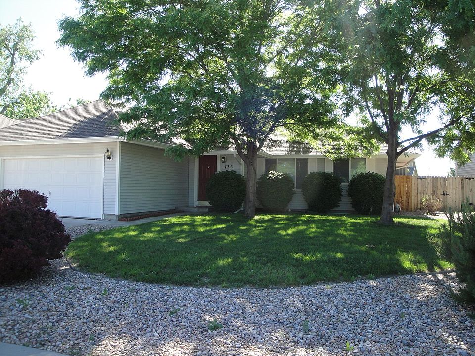 1st image of 735 Ponderosa Dr
