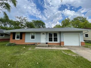 533 Oak St, Elk Grove Village, IL 60007