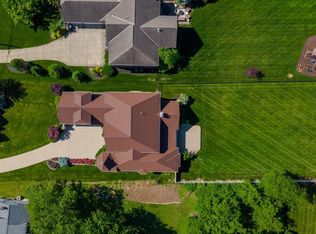 6057 Kenwood Rd, Cincinnati, OH 45243