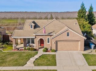 1890 Coffee Creek Way, Plumas Lake, CA 95961