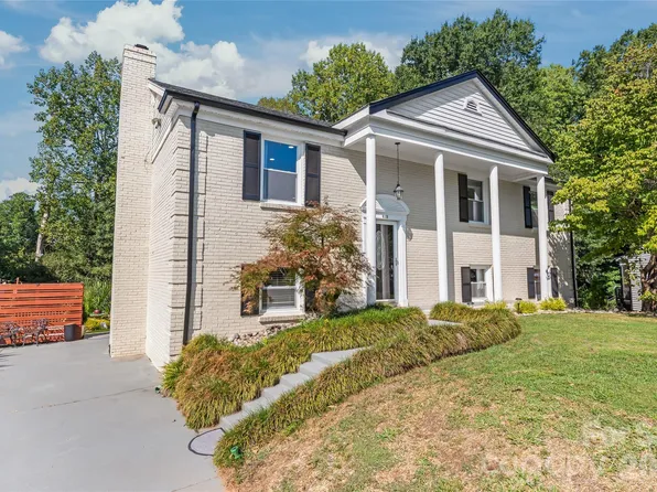 610 Ridgeway Dr, Belmont, NC 28012
