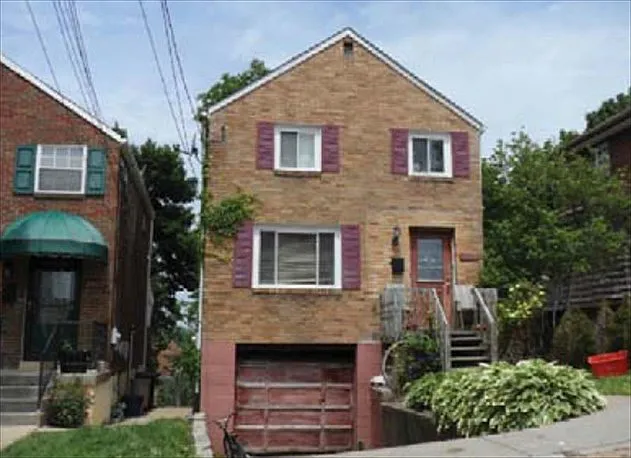2820 Crosby Ave photo 1