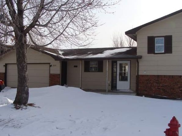 3233 Johnston Ln