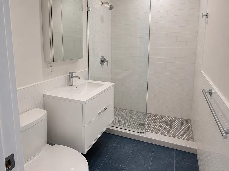 237 Madison St #1 — Photo 5