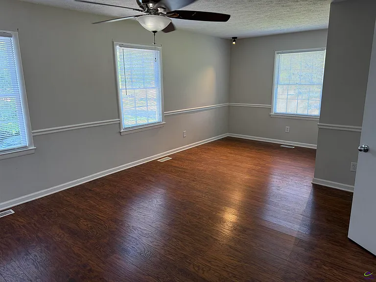 1115 Kingston Rd — Photo 8