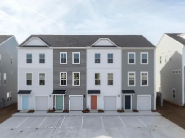 4633 Forest Hills Dr #1403, North Charleston, SC 29418