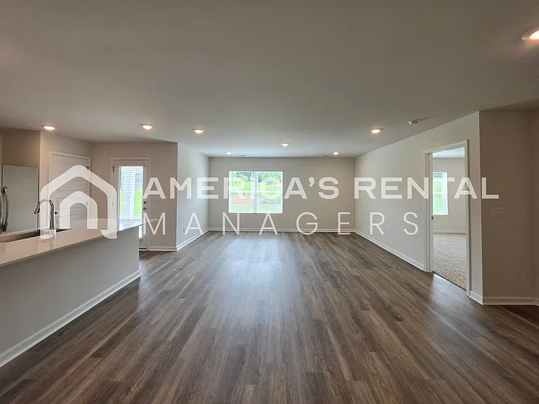 107 Jonboy Ave — Photo 17