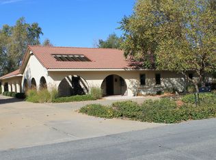 4811 Sequoia St, Hutchinson, KS 67502