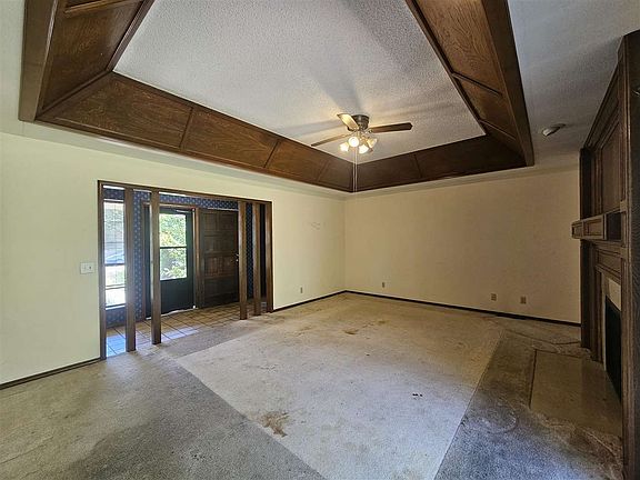 4th image of 1512 S Berkshire Dr