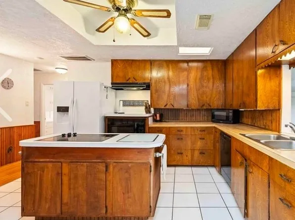 7518 Magnolia St, Houston, TX 77023