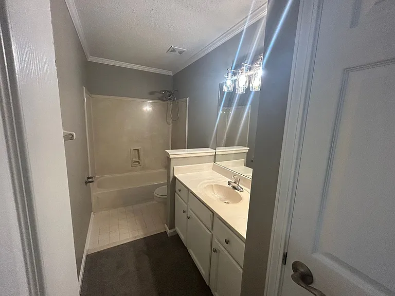 437 Bruins Trce — Photo 13