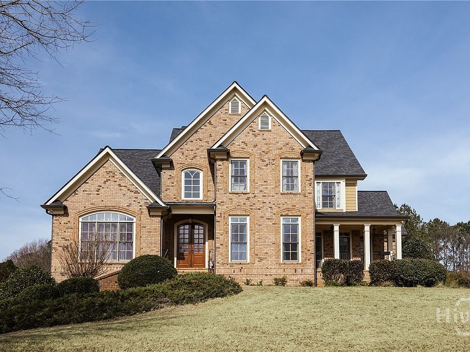 1st image of 2041 Lakewood Manor Drive