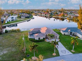 2902 SW 10th Pl, Cape Coral, FL 33914