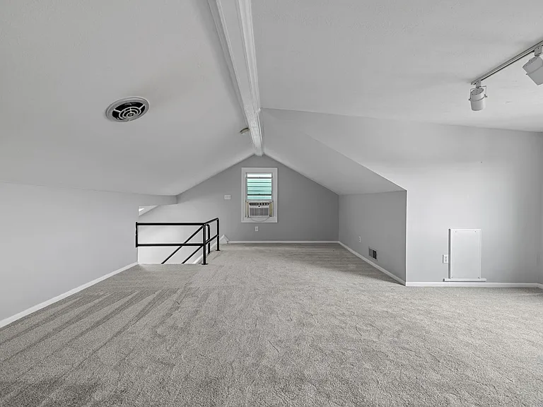101 Brosville St — Photo 44