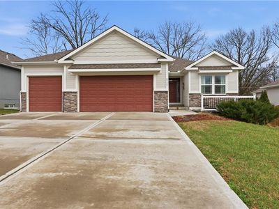 8735 W Longview Pkwy, Kansas City, MO, 64138