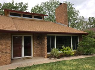 2702 Wagon Trl, Enid, OK 73703