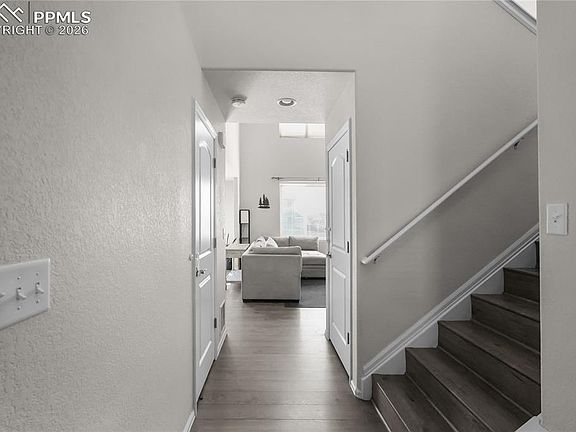 5th image of 6235 Marilee Way