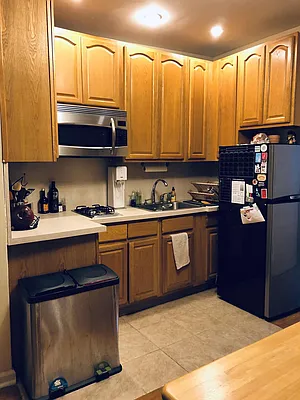 Rented by Lang Realty LLC | media 9