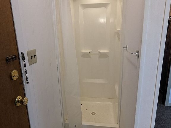 3rd image of 1496 Larpenteur Ave W #7