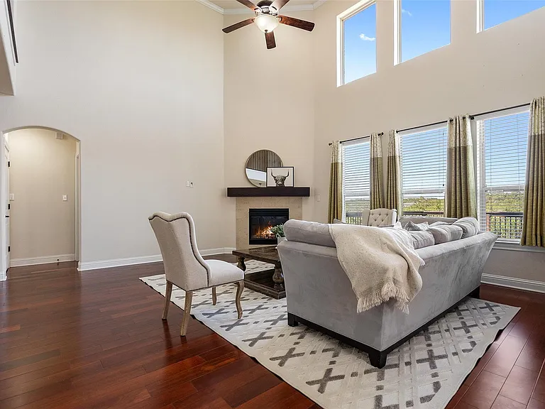 8417 Evelina Trl — Photo 9