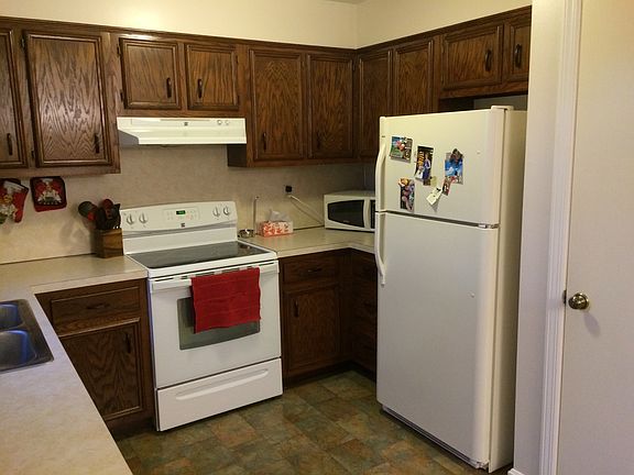 5th image of 624 Galen Dr